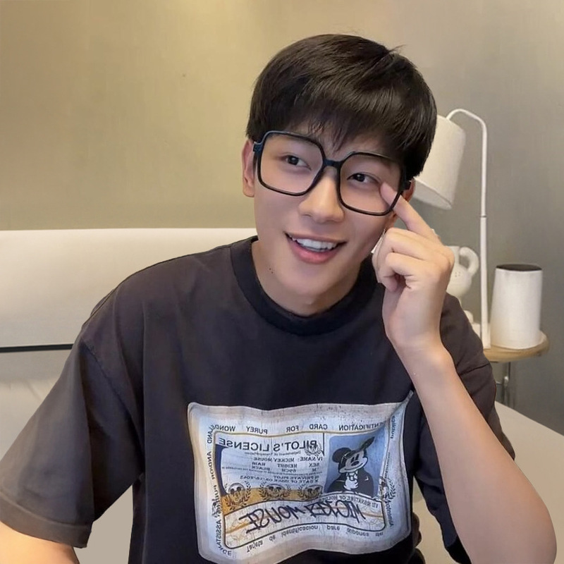 2026 New Model Mickey Niche Trendy Brand American Style Summer Pure Cotton Loose Men's Couple Short-Sleeve T-Shirt