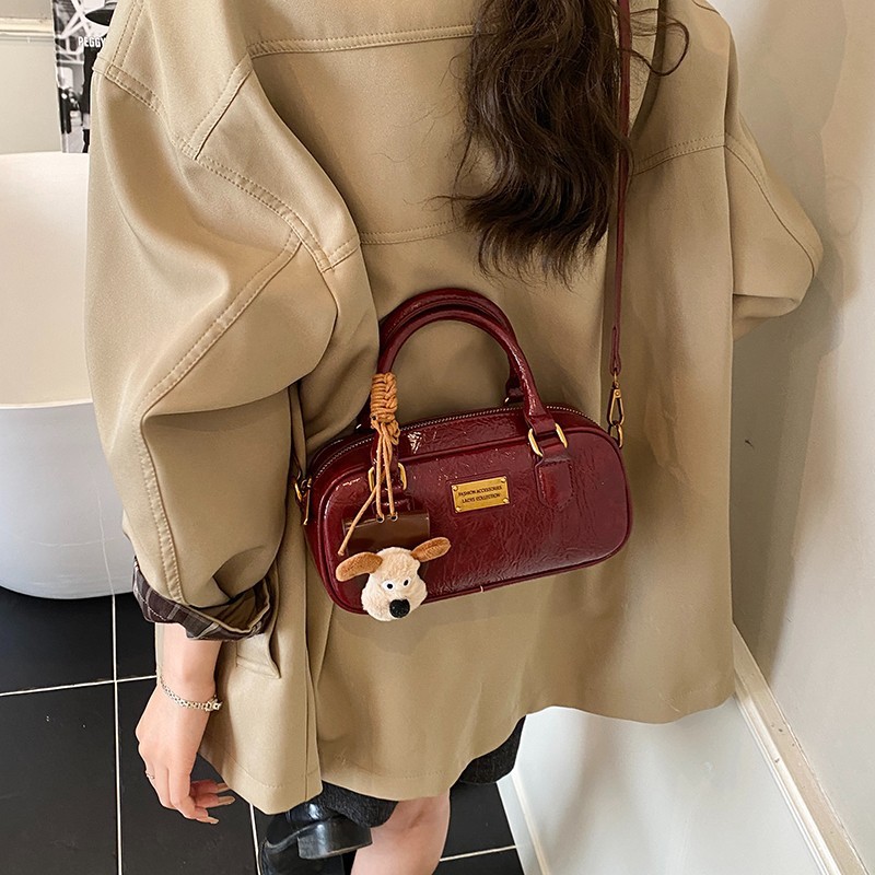 Cross-Border Retro Niche Bowling Bag For Women Soft Leather Texture Fashion Shoulder Bag Versatile Trendy Crossbody Bag - Thumbnail 3