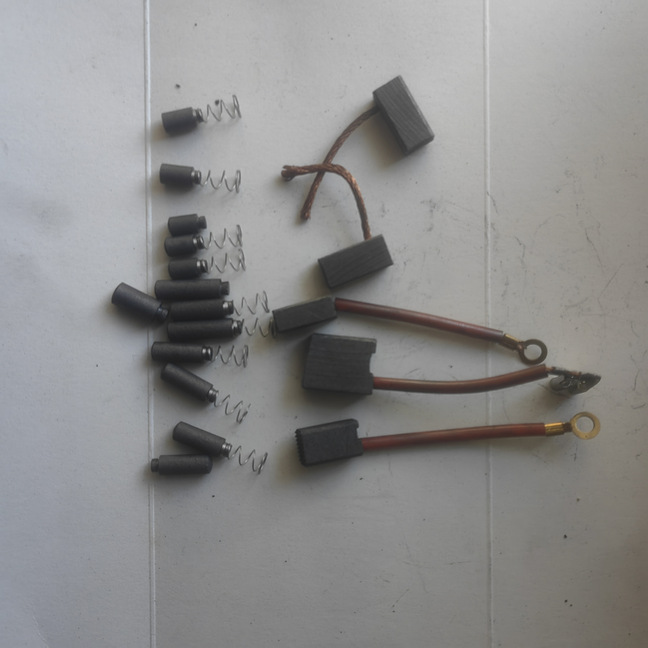 设计低噪音7*17*19跑步机走路机直流电机碳刷电刷甩脂电机