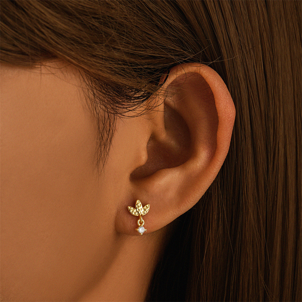 1 Piece Ear Cartilage Rings & Studs Casual Simple Style Geometric Bow Knot Sterling Silver Plating Inlay Zircon Ear Cartilage Rings & Studs display picture 52