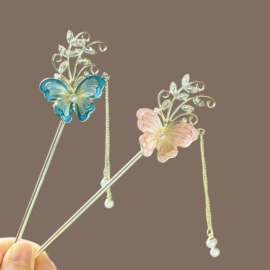 发簪;发夹;胸针