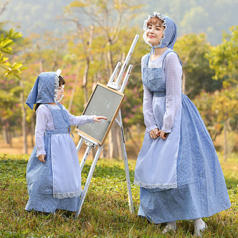 thumbnail image 3 of Fotografía pastoral de niña de granja con cuadros azules, traje para padres e hijos, 3 of 6