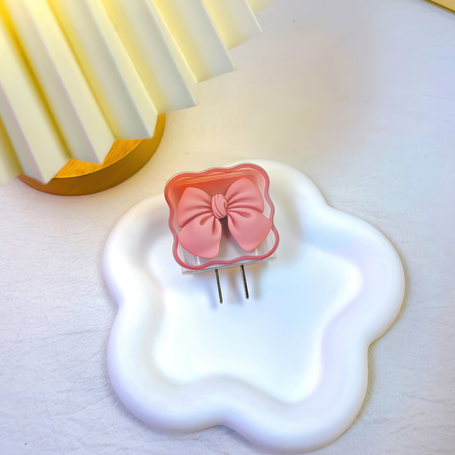 Modelo de onda adecuado para Apple 20W cubierta protectora del cargador 18W cabeza de carga cable de datos cubierta protectora arco tridimensional