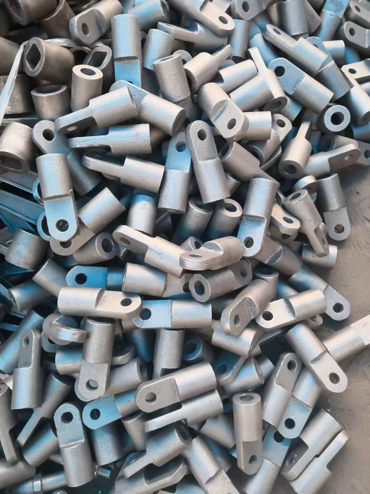 精铸件精密铸钢件覆膜砂铸钢件覆膜砂铸造光洁度好生产效率高