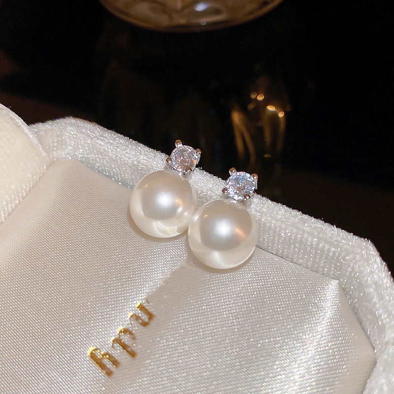 Aguja de plata diamantes geométricos aretes de perlas redondos ligeros de lujo de alta calidad pernos de orejas de estilo francés temperamento femenino orejas de nicho mayorista image 55
