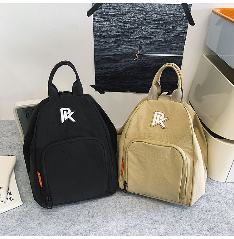 Unisex casual large-capacity crossbody bag, sporty casual student backpack, fashionable and versatile commuter single-shoulder bag undefined