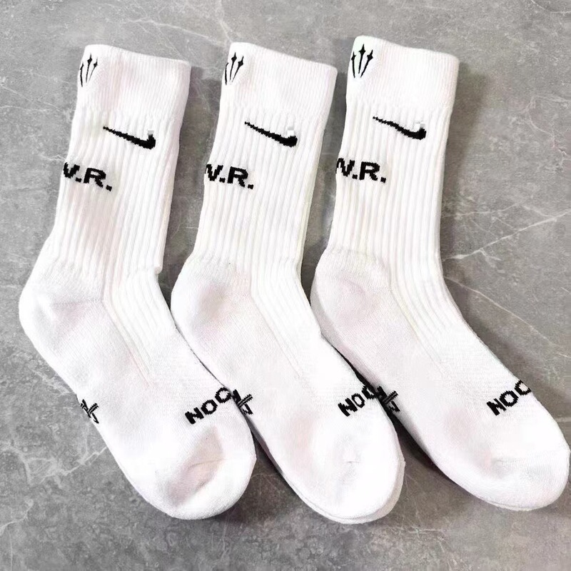 Towel-Bottomed Suwankester Three-Pronged Embroidery Black and White Collaboration Basketball Socks, Sports Long Socks, Quick-Drying and Sweat-Absorbing