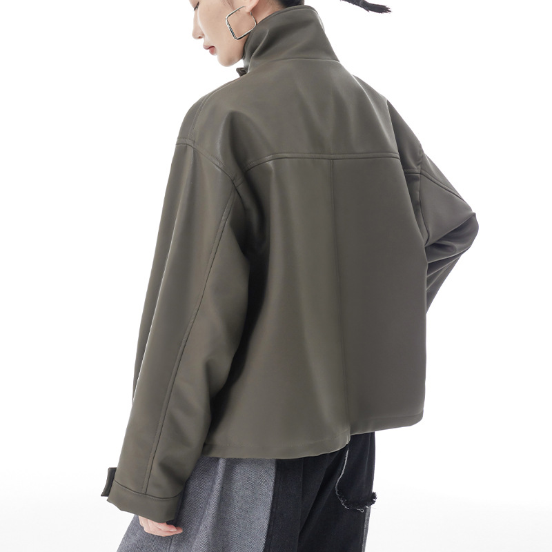 Nueva chaqueta de cuero de PU de la motocicleta de Bolsillo grande para adelgazar suelta Estilo retro de Hong Kong de manga larga collar de pie abrigo corto para mujeres Otoño e Invierno