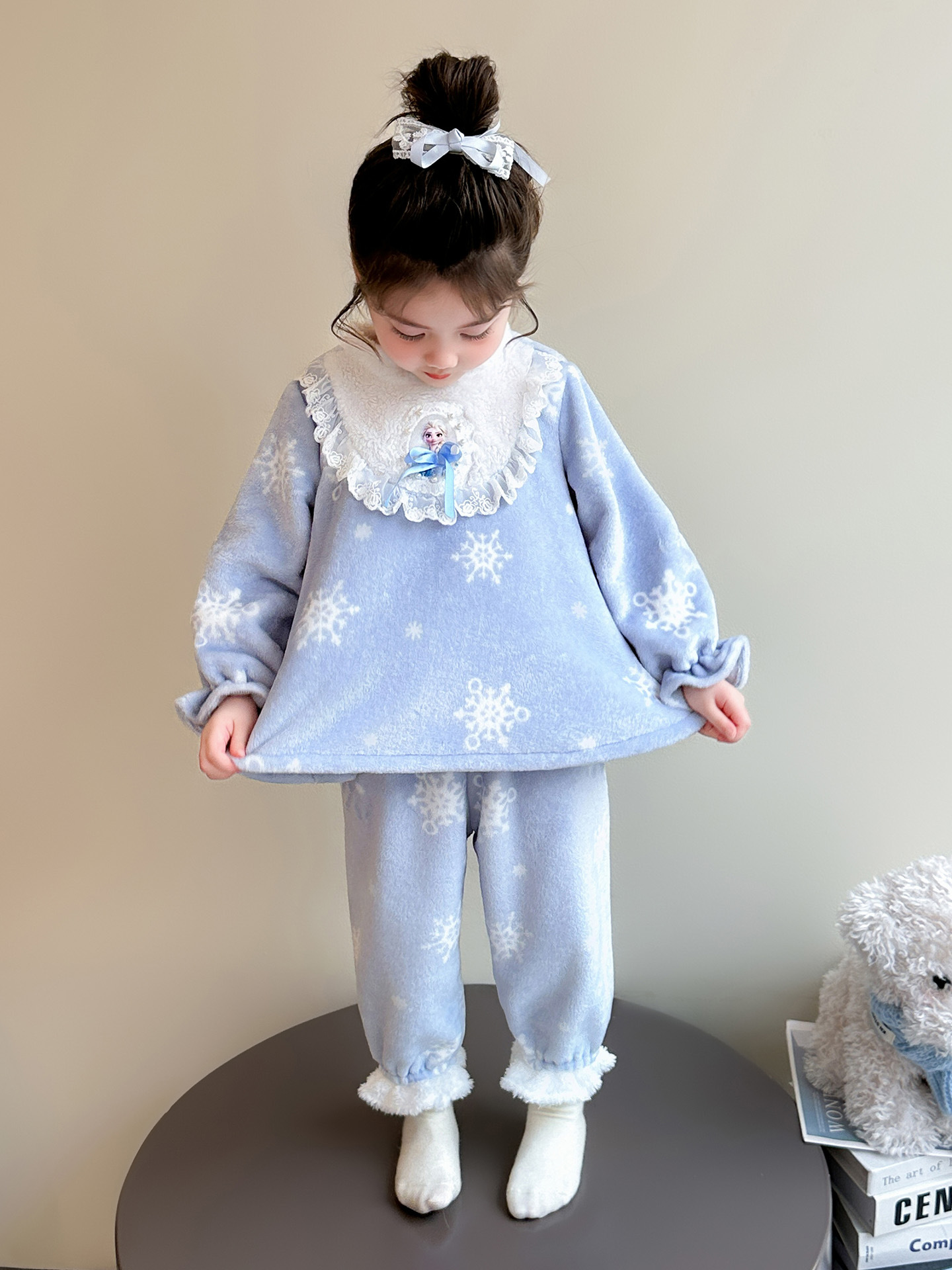 Niñas coreanas de invierno nuevo pajama de coral de franela engrosado conjunto de ropa de casa princesa dulce