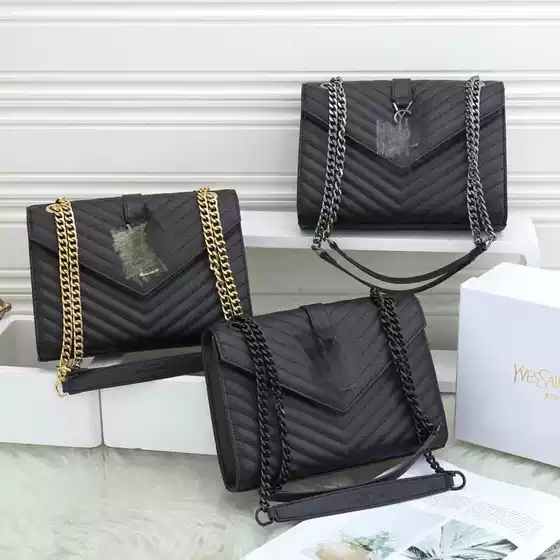 2024 Envelope Crossbody Bag with Chain - Caviar Texture, Stylish & Spacious, Premium Look for Everyday Outings