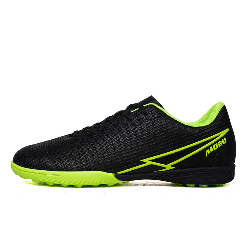 2025 nuevos zapatos de fútbol juveniles de clavos largos transfronterizos para hombres y mujeres fábrica de botas de fútbol