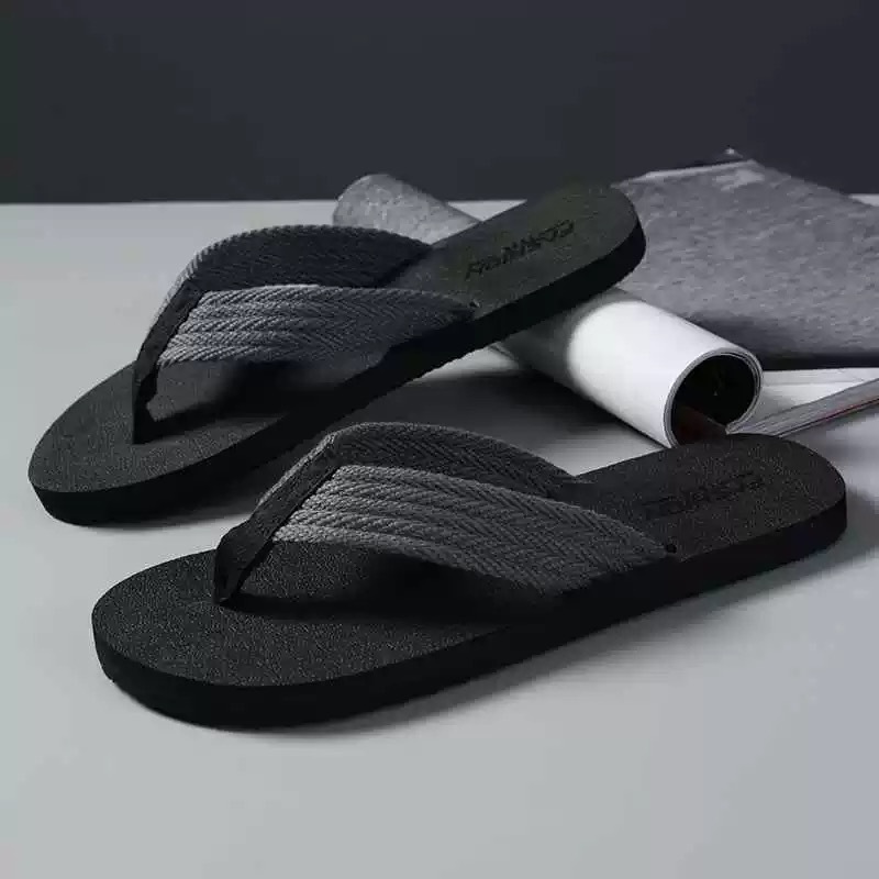Chanclas de hombre verano 2025 nuevo estilo sandalias casuales antideslizantes estilo coreano sandalias de moda personalizadas sandalias de playa