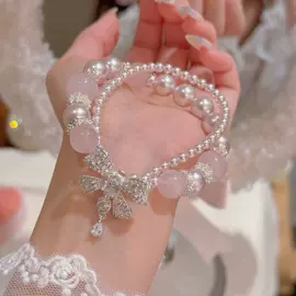 项链;耳钉;手链