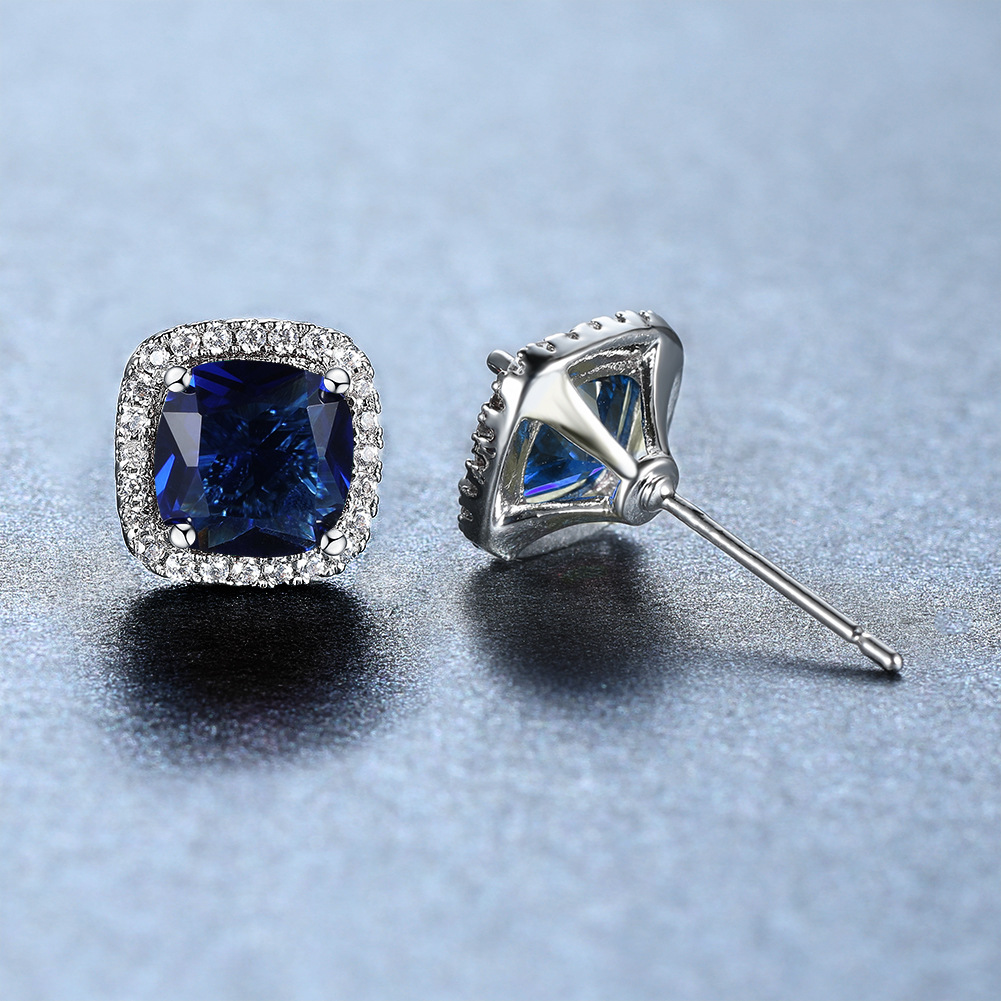 Fashion Geometric Copper Inlay Zircon Ear Studs 1 Pair