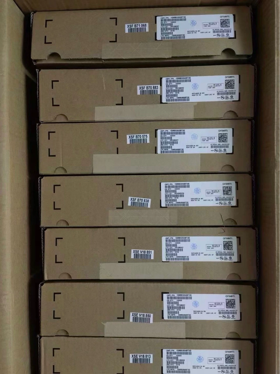 Интегральная схема IC спот ​ 1SMB5956BT3G onsem, пожалуйста, запросите перед размещением заказа