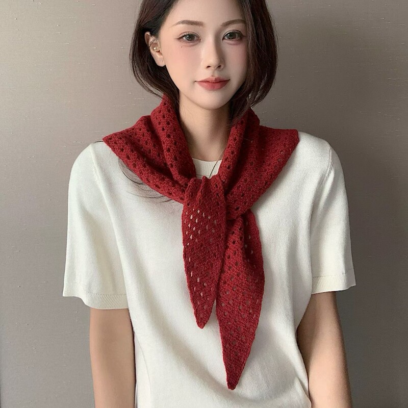 柔软针织镂空三角巾女装饰披肩围巾秋冬时髦百搭薄款围脖保暖领巾|undefined