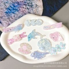 海洋動物透明スパンコール樹脂アクセサリーホールシューズ diy クリーム接着剤アクセサリー携帯電話ケース材料ジュエリーのバッチ