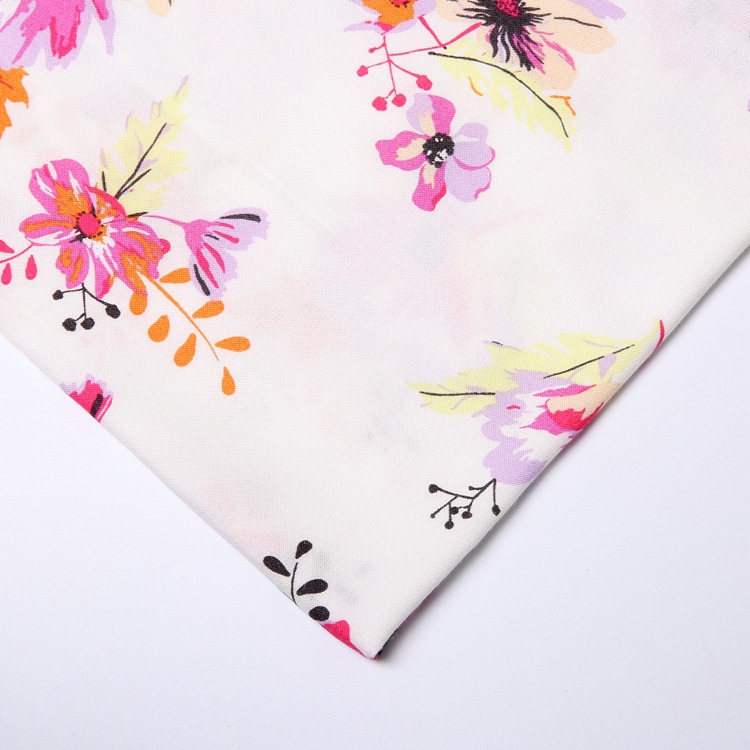 La última tela de rayon 100% para ropa de cama doméstica cómoda, tela de rayon suave y duradera