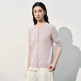 女式针织衫;女式T恤;女式羊毛衫