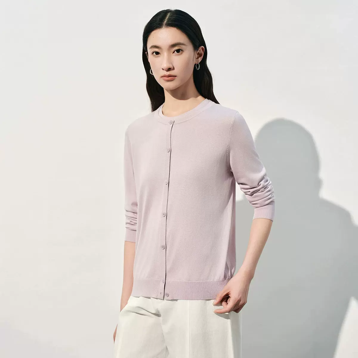 2026春季新品桑蚕丝长袖针织衫圆领真丝上衣女宽松纯色女装开衫