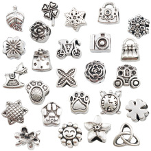 1����Ҷ�Ͻ�����ֲ��ϵ�д�����ͯ������״�������׾�4-5mm