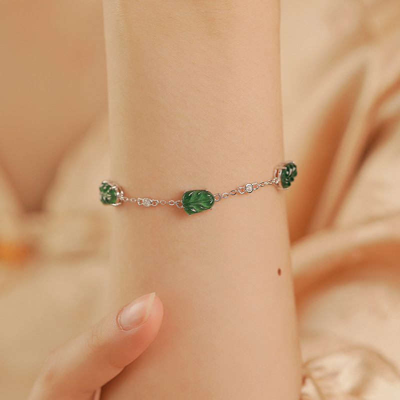 Pulsera de jade natural S925 Pulsera de hoja de plata esterlina para mujer, incrustaciones de plata, material peligroso, tipo de hielo, diseño de nicho, sentido avanzado al por mayor