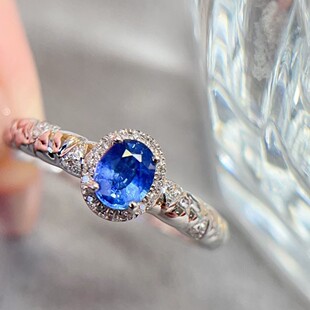 Fubei Diamond Jewelry 18K Gold Inlaid Sapphire Ring Casual and Skillful Main Stone 0.45 Carat Jewelry Accessories