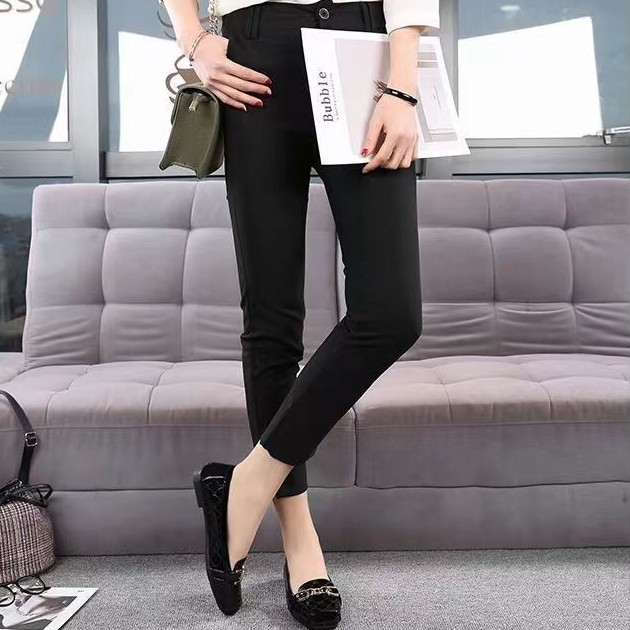 Otoño de zapatos de cuero único de mujer con suela plana, zapatos de cuero cuadrado, zapatos de cuero suave, zapatos de cocina, zapatos antideslizantes
