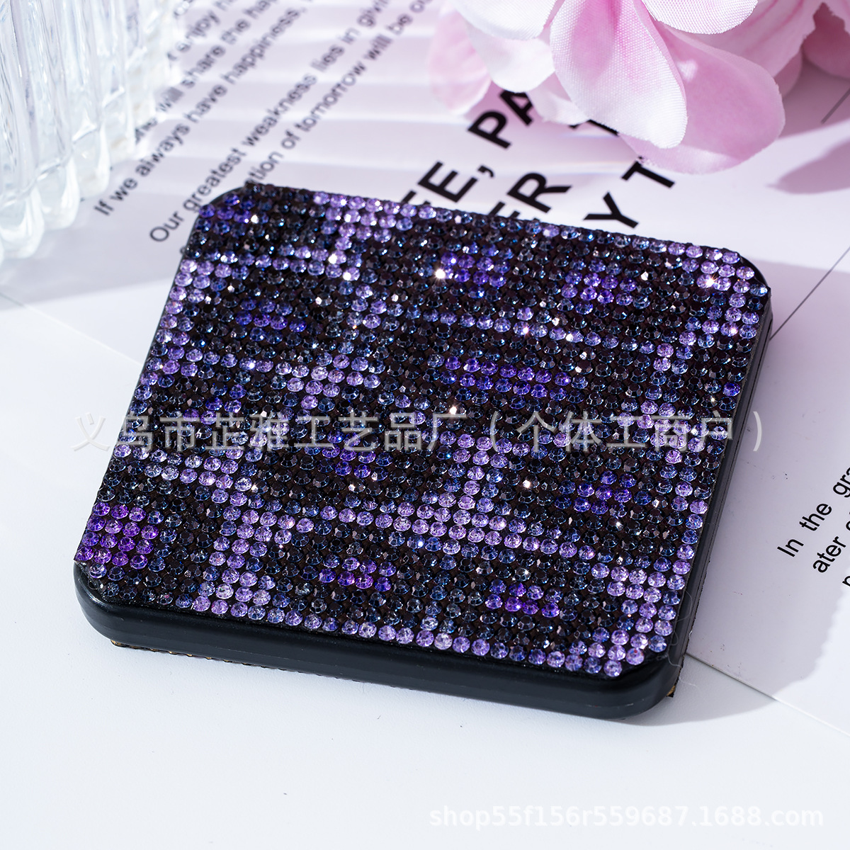 Espejo de maquillaje portátil de moda con incrustaciones de diamantes de imitación Espejo de maquillaje Regalo Espejo cuadrado plegable portátil Espejo plegable de doble cara de mano lote