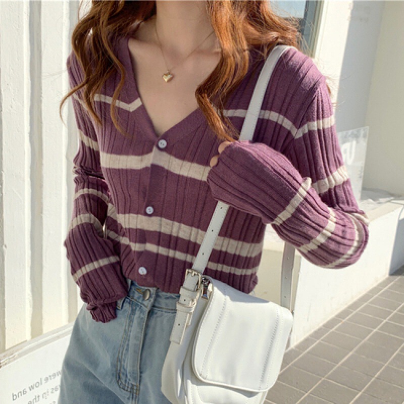 Temperament V-neck color matching striped knitted cardigan women's autumn and winter 2022 new fashion casual Joker sweater coat