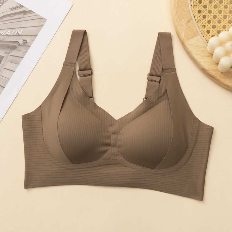 Transfronterizos ropa interior líquido base invisible sin marca ropa interior damas grandes pechos pequeños pechos colaterales anti-prolapso copas de bra
