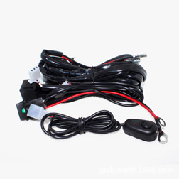 Tiankun fábrica fuera de la carretera tira grupo de línea de luz un arrastre dos LED luz de trabajo interruptor de la luz de niebla arnés de cableado transfronterizo Venta caliente