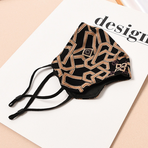 Autumn and winter pearlescent cotton versatile warm and washable dust-proof fashionable mask for women, breathable and skin-friendly, student face small