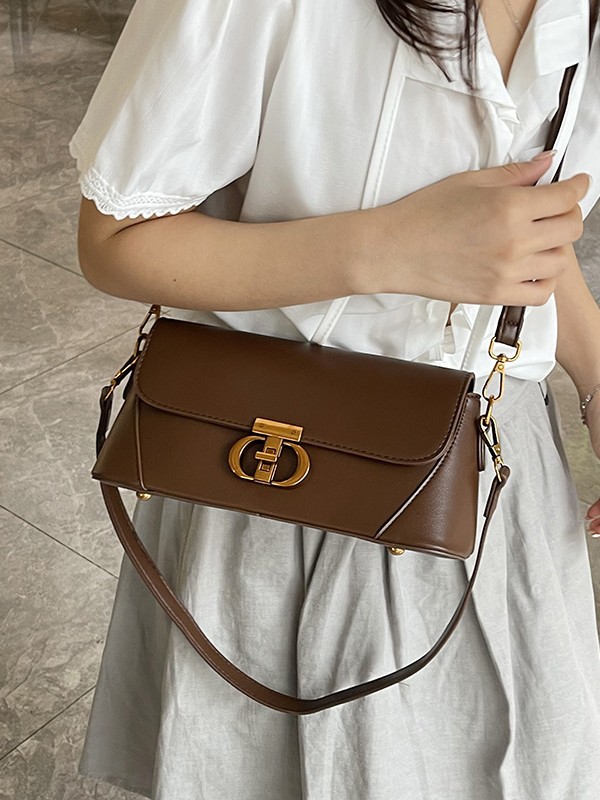 Bolsos para mujer 2025 nueva tendencia transfronteriza moda bolso cuadrado pequeño de un solo hombro sentido de alta gama bolso de mensajero con cerradura de hardware exquisito