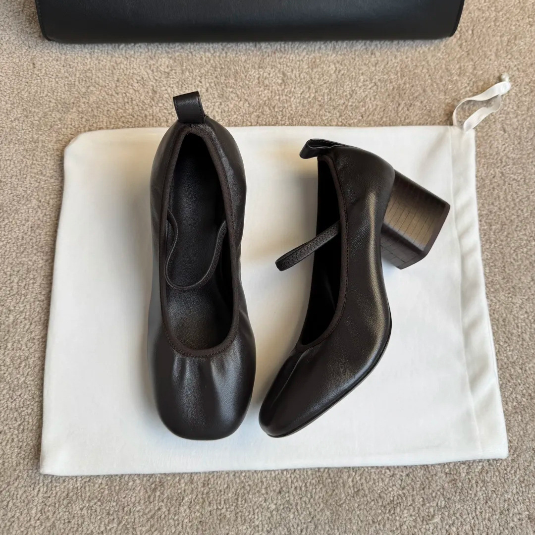2026 Spring and Autumn New Thick Heel Ballet Shoes Soft Leather Square Toe Strap Shallow Mouth Single Shoes Retro Medium Heel Shoes for Women