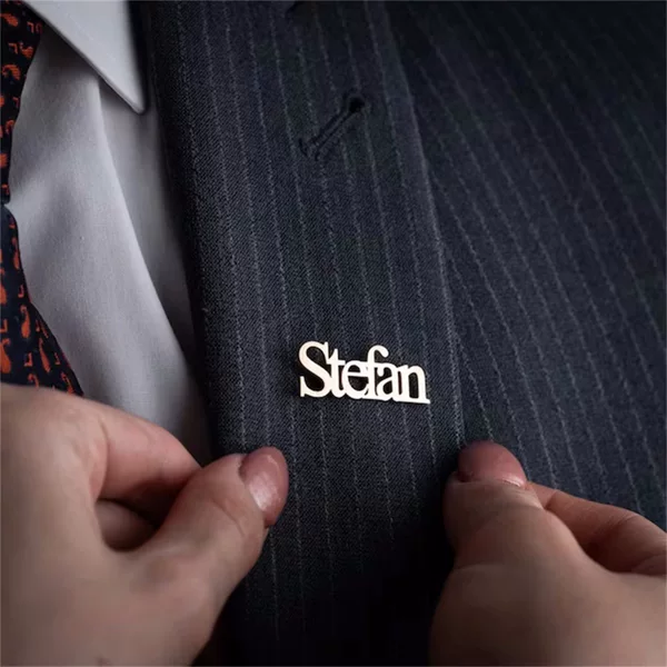 Cross-Border Hot-Selling Personalized English Name Brooch Stainless Steel Men's High-End Suit Letter Butterfly Clasp Pin Brooch
