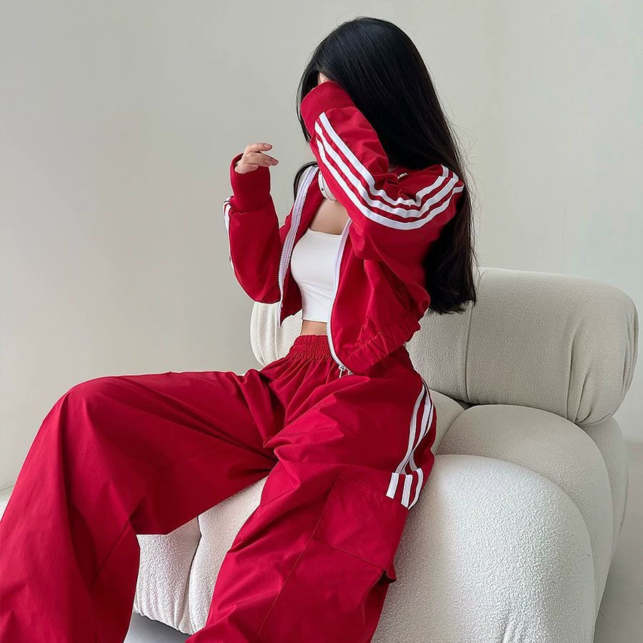 Горячая девушка, уличная ретро-свободная куртка-кардиган на молнии с длинными рукавами и коротким пупком, спортивная повседневная куртка-кардиган