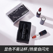 DMDN�ھ����ǰ���մ���ں�־÷�ˮ������ɫ����̲�ں첻��ɫ
