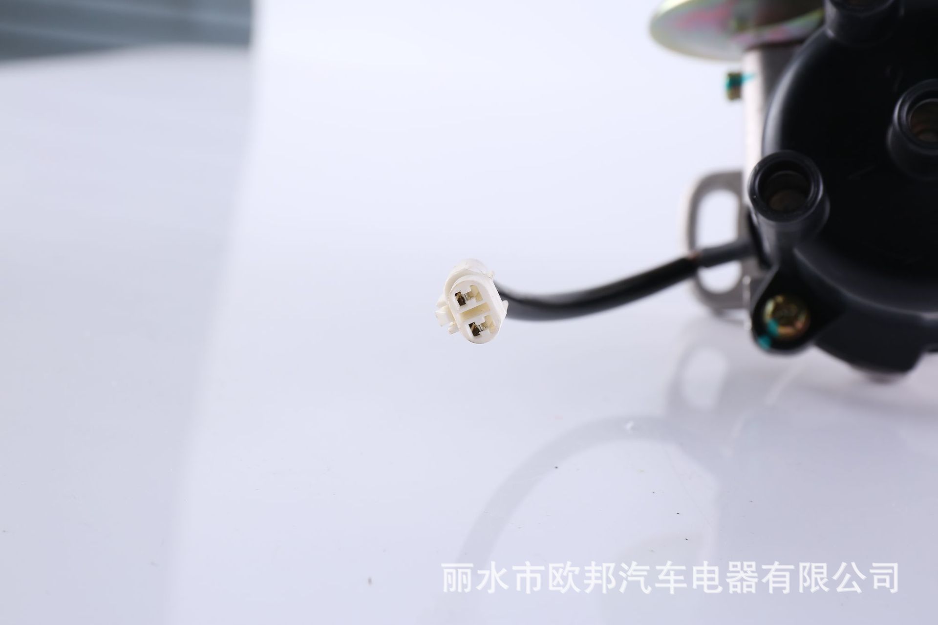 Factory Direct Car Ignition Distribution Appliances Suitable for Suzuki 33100-M70f20/33100-77500