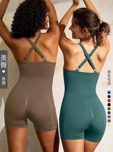 European and American Cross-over Yoga Suit with Chest Pad Sexual Beautiful Back Sports Suspenders Shorts One-piece Suit for Women