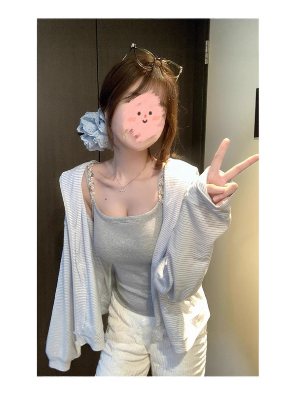 花キャミソール女性の夏の新しいホットガールトップアウターウェア美しいバック通勤デザインニッチボトリングシャツ女性用|undefined