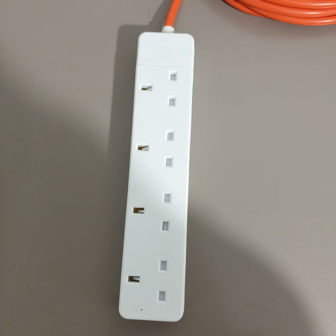 Amazon enchufe industrial europeo con placa de enchufe 16A enchufe industrial a cable de alimentación hembra de cuatro bits image 5