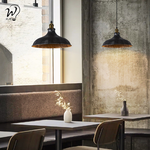 Loft retro industrial style pendant light with creative and personalized single head design, suitable for restaurants, cafes, bars, featuring American nostalgic pot cover shade.