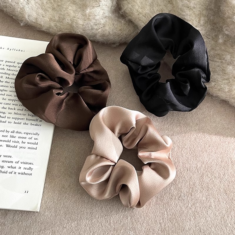 Banda de pelo de intestino grueso de alta calidad de satén de alta calidad banda de cabeza grande simple terciopelo elegante estilo coreano diadema tocado femenino flor cuerda de pelo