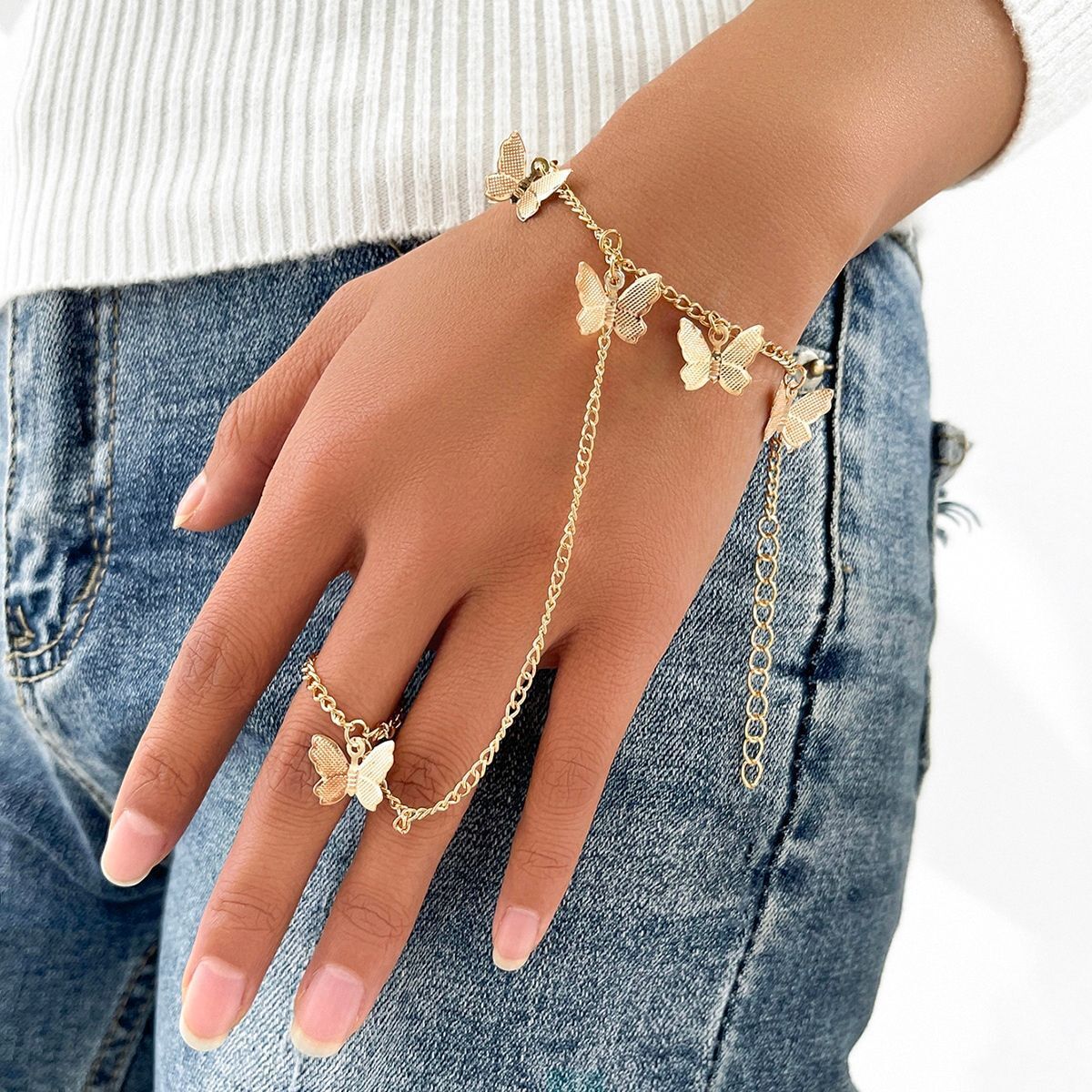 Europe and the United States cross-border hot butterfly pendant finger bracelet fashion love pendant finger chain ladies ring chain