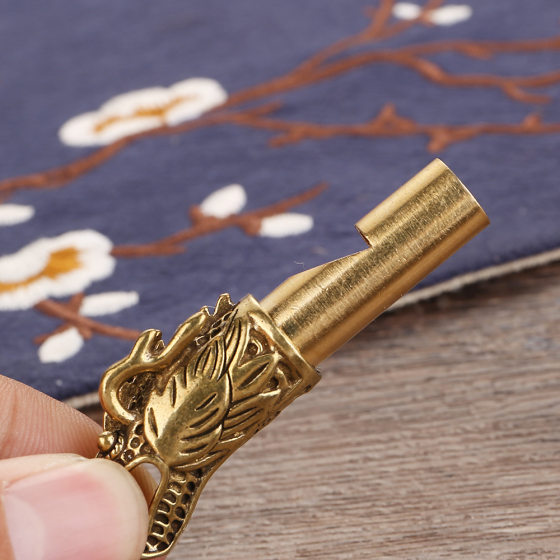Brass Outdoor Survival Tap Whistle Great Sage Gloss Whistle Car Keychain Pendant Small Bronze