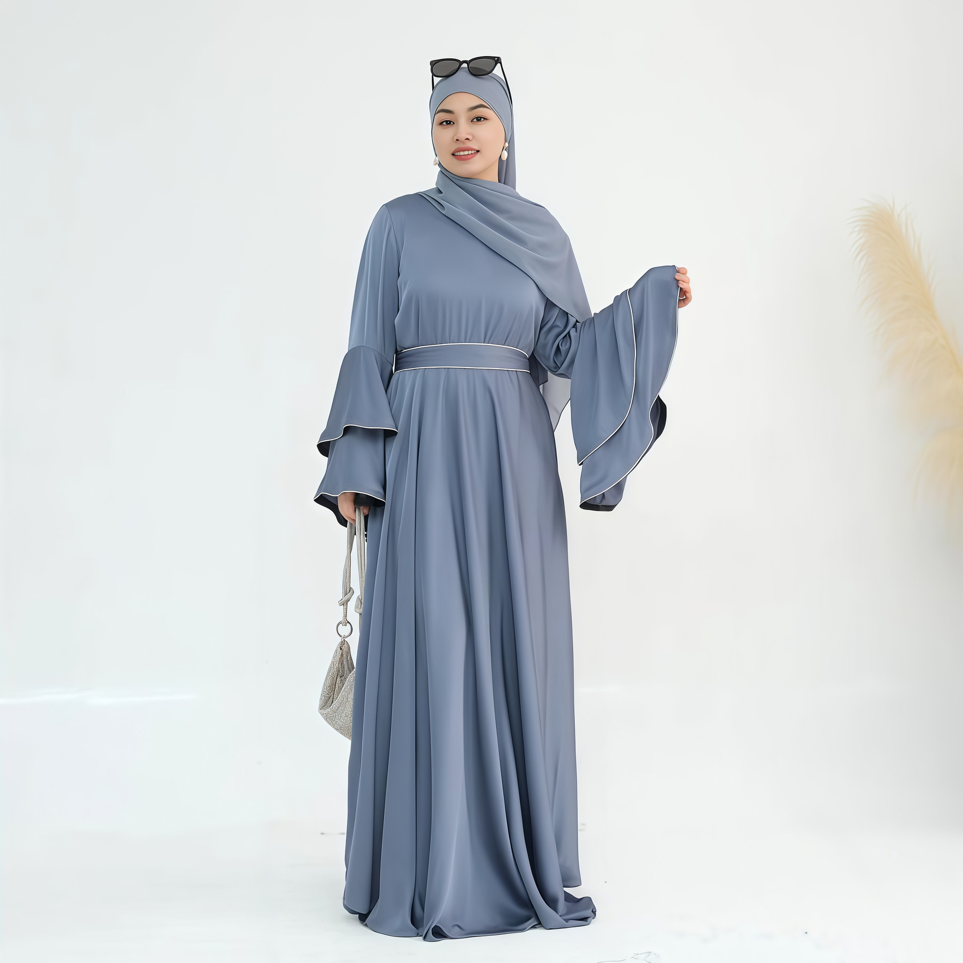 Abito abaya elegante in raso con maniche a campana per donna_voghion.com