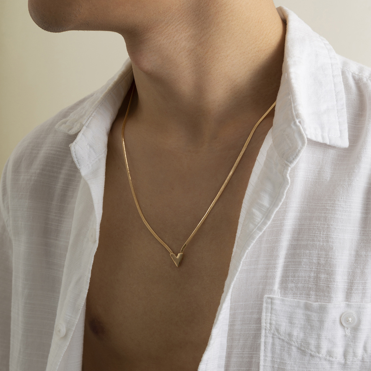 Collana unisex con personalità semplice, a forma di V, a forma di serpente, con catena a forma di osso, da uomo, di nicchia, hip hop, di fascia alta, da uomo_voghion.com