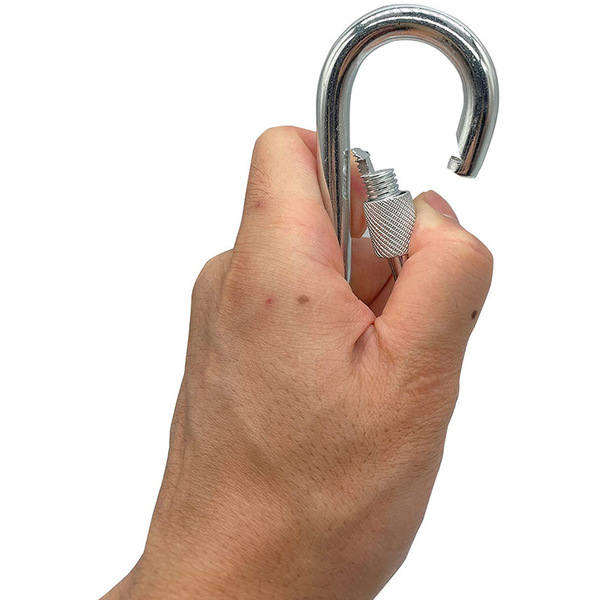 travel lock outside climbing