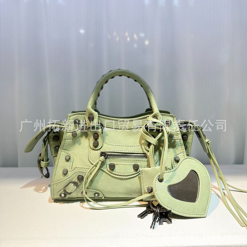 Cross-Border Heavy-Duty Popular Motorcycle Bag New High-Quality Trendy Cool Hot Girl Rivet Tassel Cross-Body Bag Handbag for Women